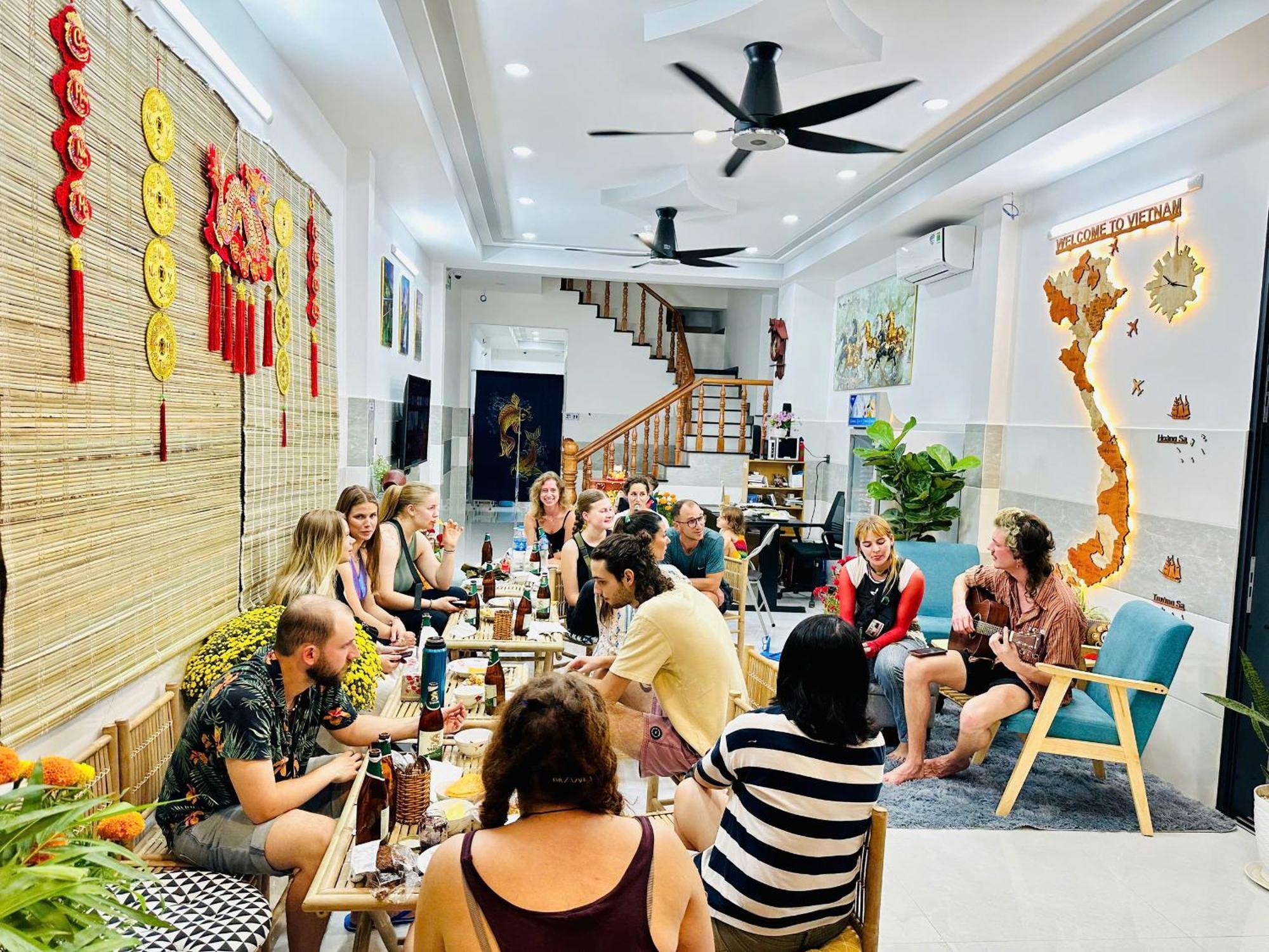 Aloha Saigon Premium Hostel By Local Travel Experts - Newly Opened, Less-Touristy Location, Spacious Rooms, Glass Shower Bathroom, Free Breakfast & Walking Tour Ho Si Minh-város Kültér fotó