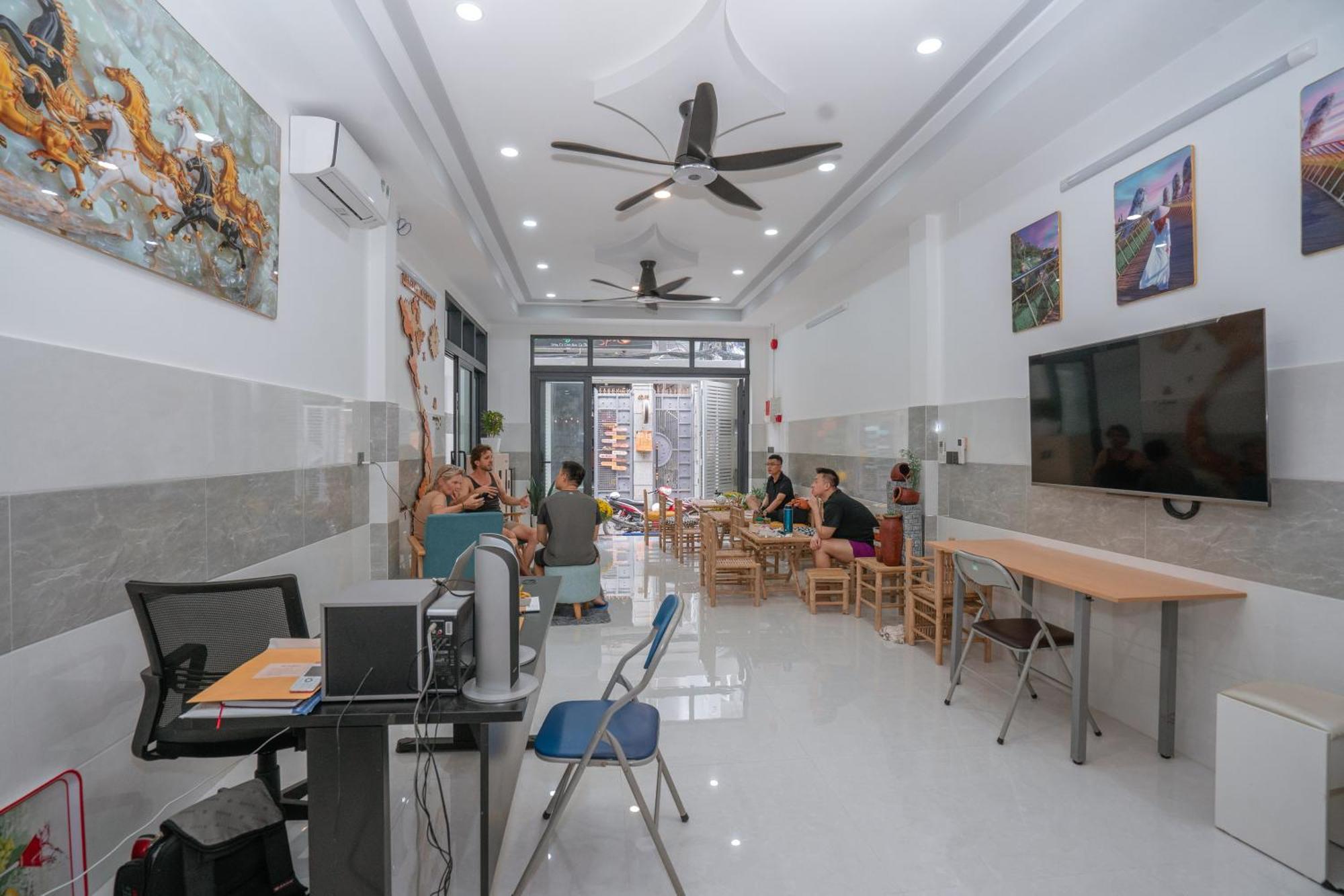 Aloha Saigon Premium Hostel By Local Travel Experts - Newly Opened, Less-Touristy Location, Spacious Rooms, Glass Shower Bathroom, Free Breakfast & Walking Tour Ho Si Minh-város Kültér fotó
